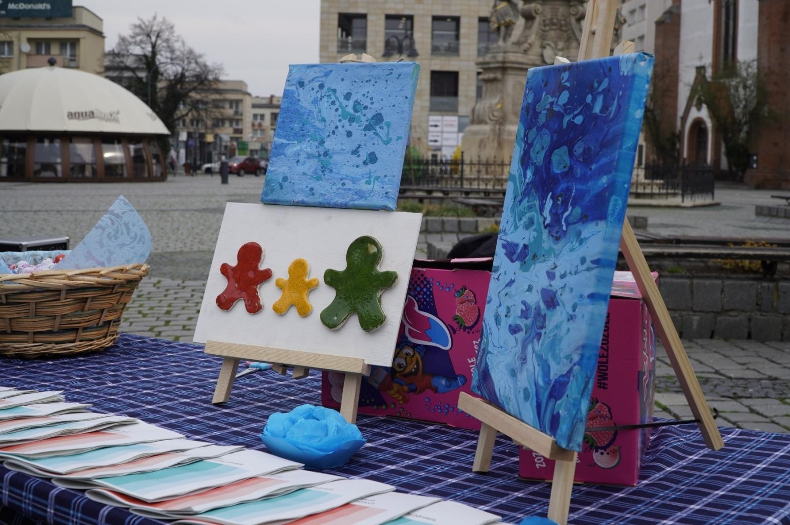 Zdjęcie w galerii na portalu naszraciborz.pl: Racibórz na niebiesko i Spektrum jak malowane wiadomości z regionu