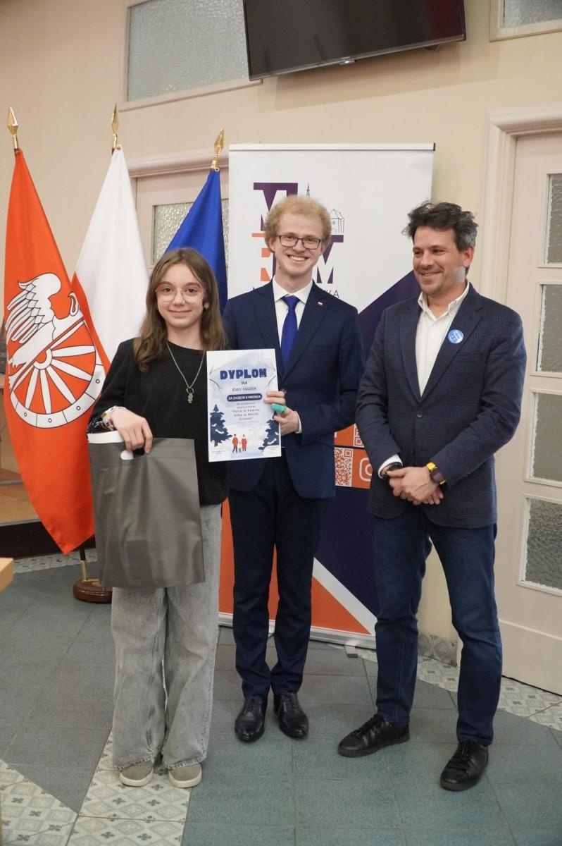 Zdjęcie w galerii na portalu naszraciborz.pl: Rozstrzygnięcie konkursu plastycznego Ferie w Kadrze: Zima w Moich Oczach wiadomości z regionu