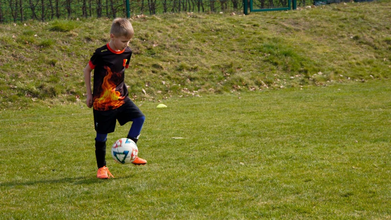Zdjęcie w galerii na portalu naszraciborz.pl: Raszczyce Cup 2025. Piłkarska rywalizacja ponad pięciuset zawodników [FOTO] wiadomości z regionu