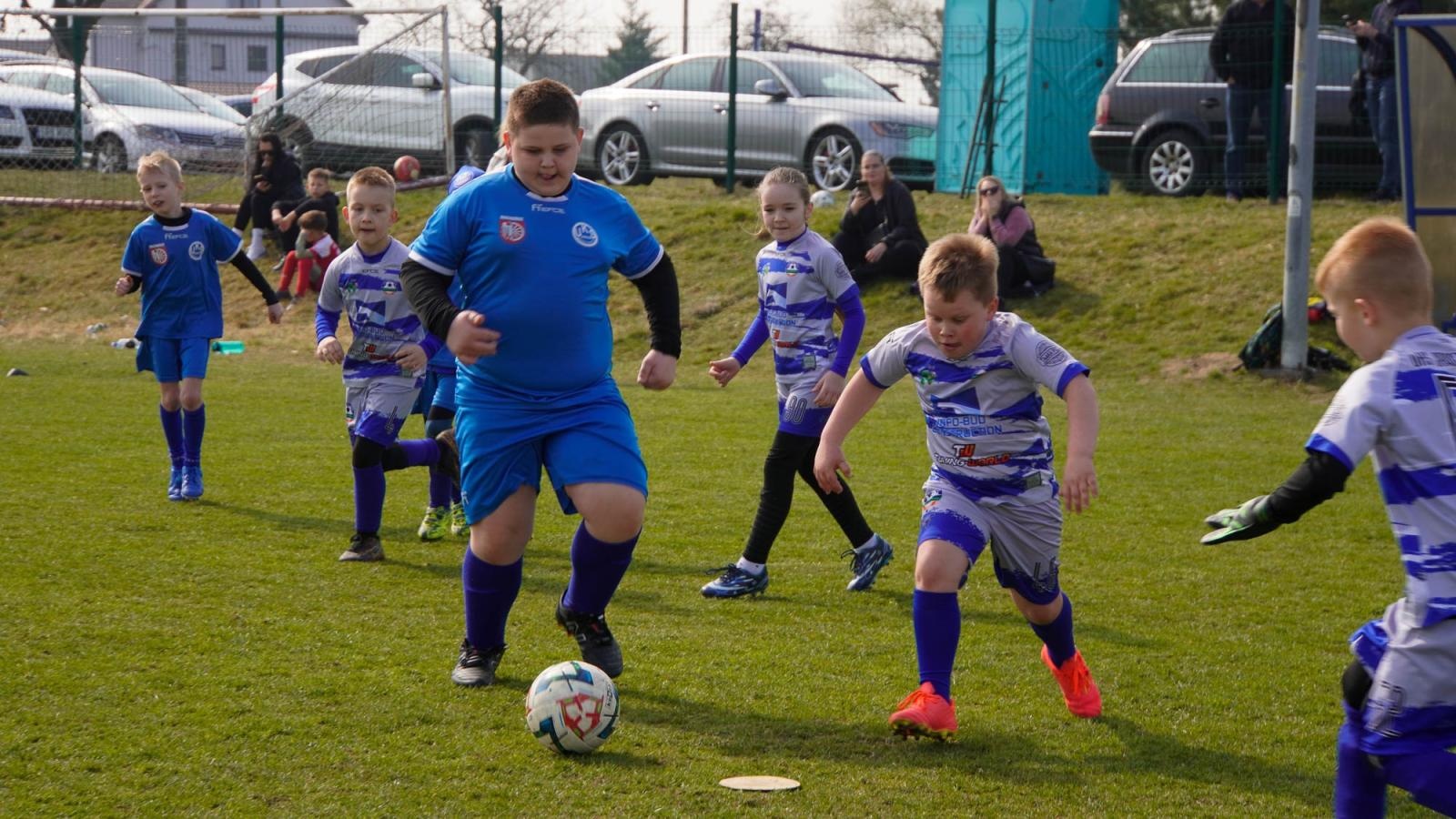 Zdjęcie w galerii na portalu naszraciborz.pl: Raszczyce Cup 2025. Piłkarska rywalizacja ponad pięciuset zawodników [FOTO] wiadomości z regionu