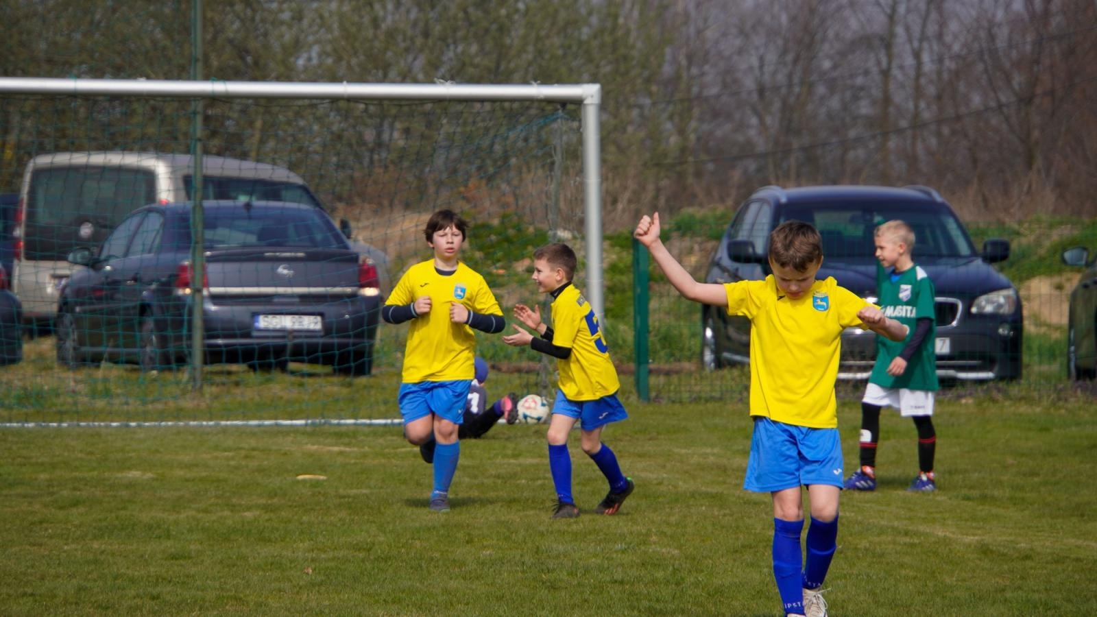 Zdjęcie w galerii na portalu naszraciborz.pl: Raszczyce Cup 2025. Piłkarska rywalizacja ponad pięciuset zawodników [FOTO] wiadomości z regionu