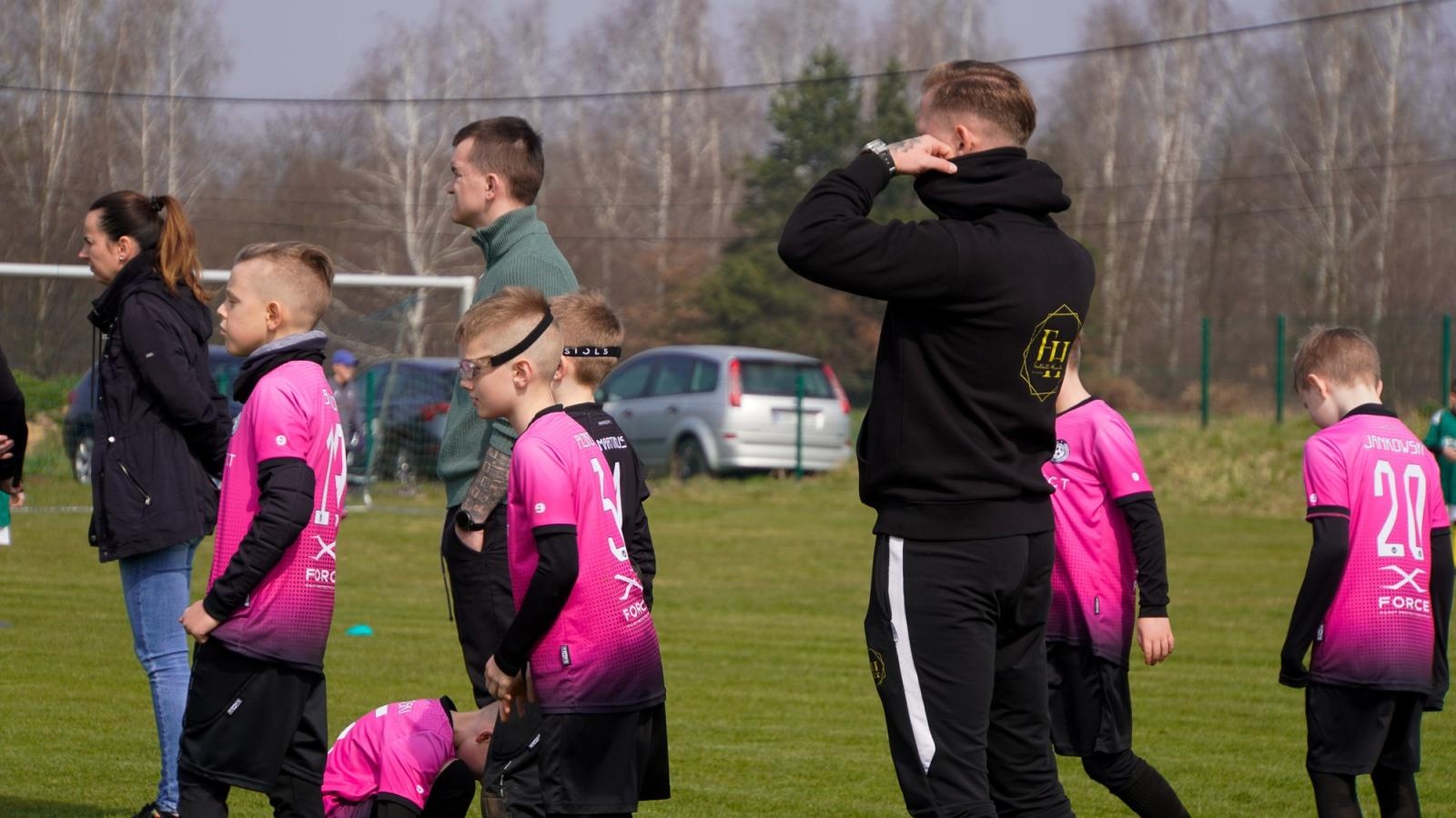 Zdjęcie w galerii na portalu naszraciborz.pl: Raszczyce Cup 2025. Piłkarska rywalizacja ponad pięciuset zawodników [FOTO] wiadomości z regionu