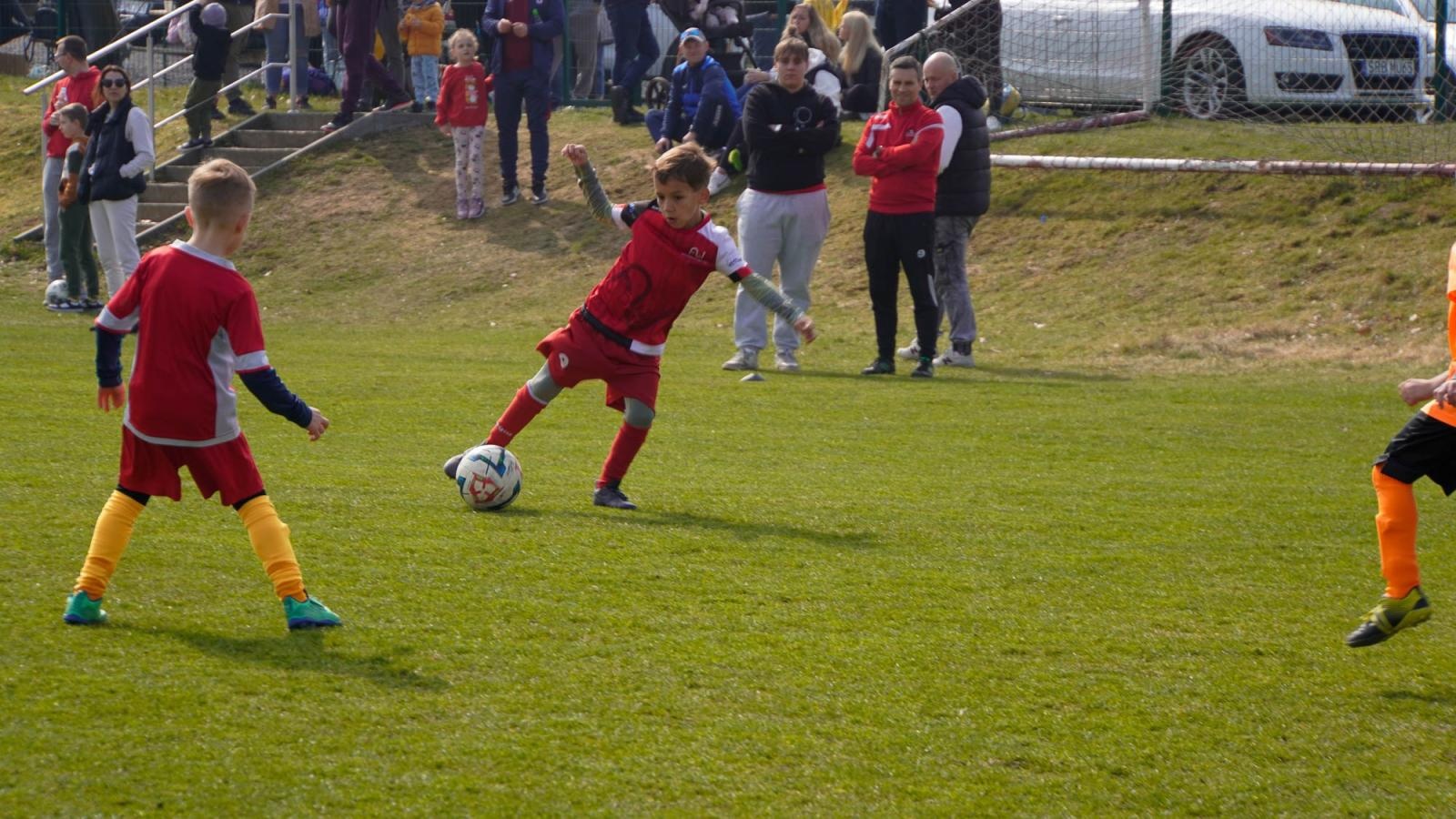 Zdjęcie w galerii na portalu naszraciborz.pl: Raszczyce Cup 2025. Piłkarska rywalizacja ponad pięciuset zawodników [FOTO] wiadomości z regionu