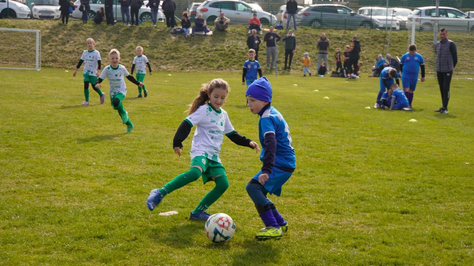 Zdjęcie w galerii na portalu naszraciborz.pl: Raszczyce Cup 2025. Piłkarska rywalizacja ponad pięciuset zawodników [FOTO] wiadomości z regionu