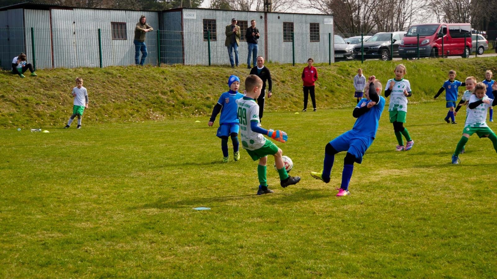 Zdjęcie w galerii na portalu naszraciborz.pl: Raszczyce Cup 2025. Piłkarska rywalizacja ponad pięciuset zawodników [FOTO] wiadomości z regionu