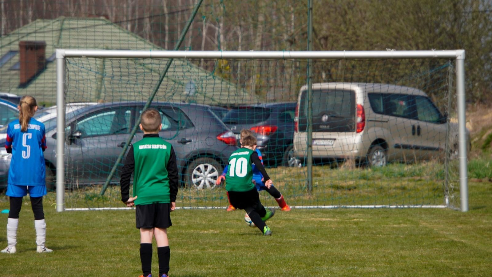 Zdjęcie w galerii na portalu naszraciborz.pl: Raszczyce Cup 2025. Piłkarska rywalizacja ponad pięciuset zawodników [FOTO] wiadomości z regionu