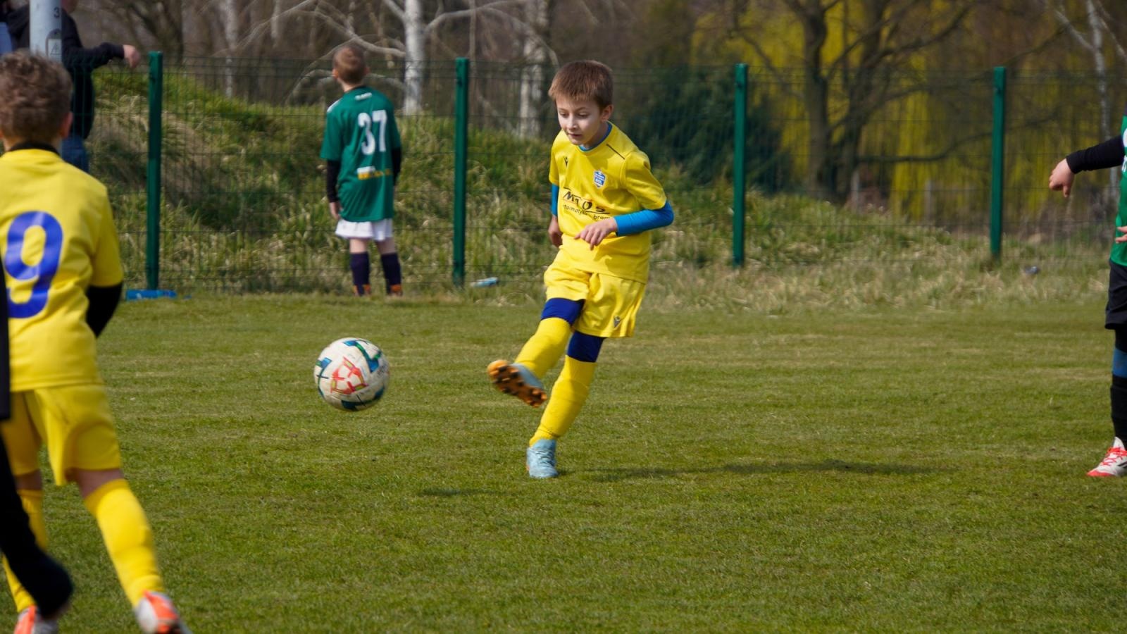 Zdjęcie w galerii na portalu naszraciborz.pl: Raszczyce Cup 2025. Piłkarska rywalizacja ponad pięciuset zawodników [FOTO] wiadomości z regionu