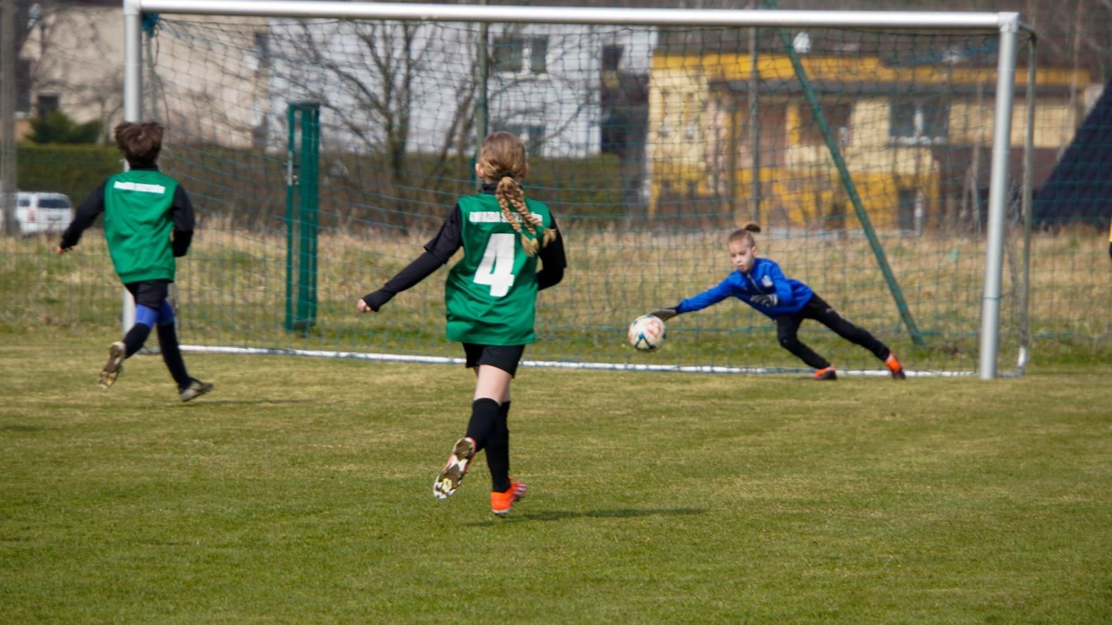 Zdjęcie w galerii na portalu naszraciborz.pl: Raszczyce Cup 2025. Piłkarska rywalizacja ponad pięciuset zawodników [FOTO] wiadomości z regionu