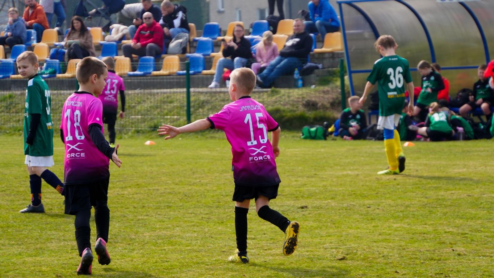 Zdjęcie w galerii na portalu naszraciborz.pl: Raszczyce Cup 2025. Piłkarska rywalizacja ponad pięciuset zawodników [FOTO] wiadomości z regionu