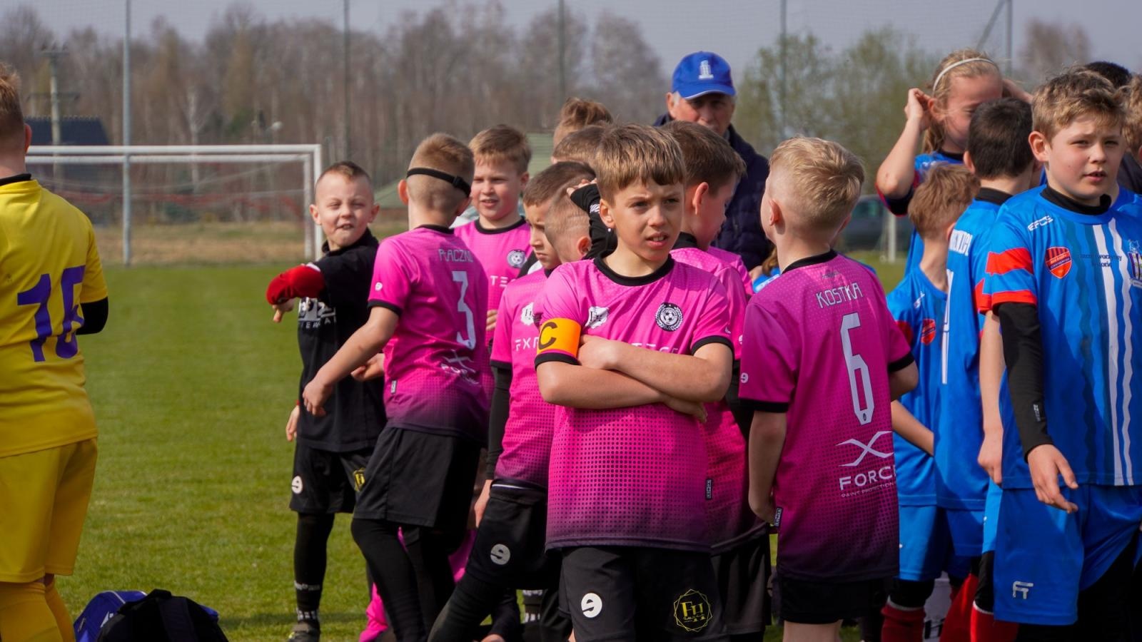 Zdjęcie w galerii na portalu naszraciborz.pl: Raszczyce Cup 2025. Piłkarska rywalizacja ponad pięciuset zawodników [FOTO] wiadomości z regionu