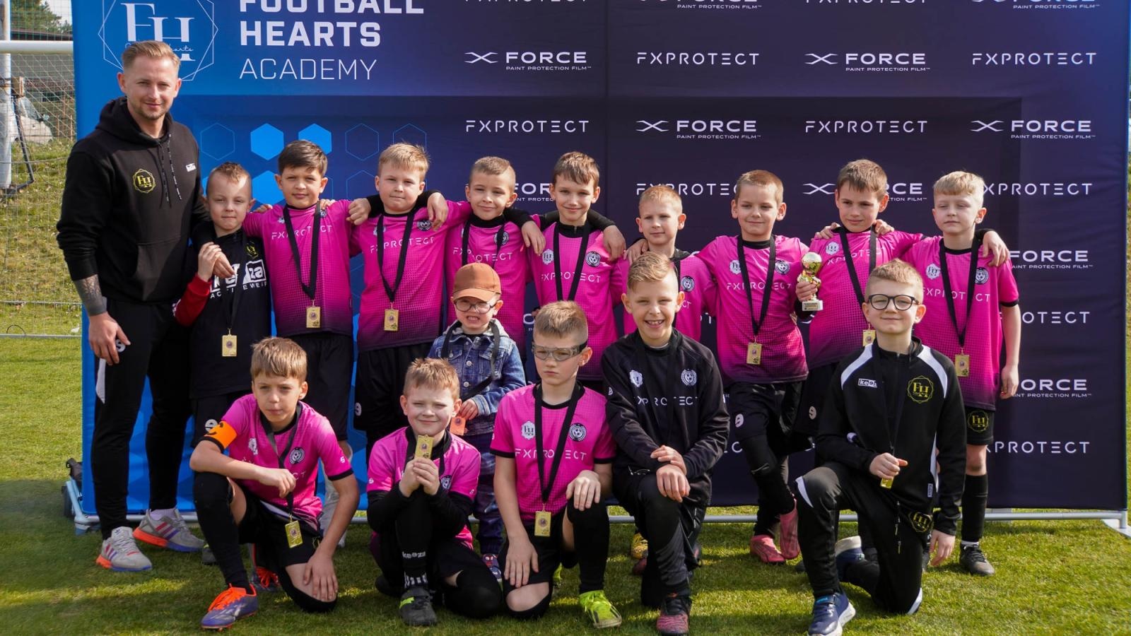 Zdjęcie w galerii na portalu naszraciborz.pl: Raszczyce Cup 2025. Piłkarska rywalizacja ponad pięciuset zawodników [FOTO] wiadomości z regionu