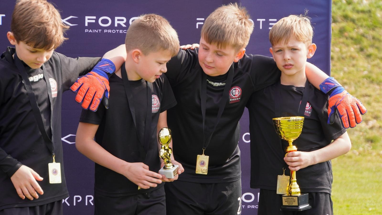 Zdjęcie w galerii na portalu naszraciborz.pl: Raszczyce Cup 2025. Piłkarska rywalizacja ponad pięciuset zawodników [FOTO] wiadomości z regionu