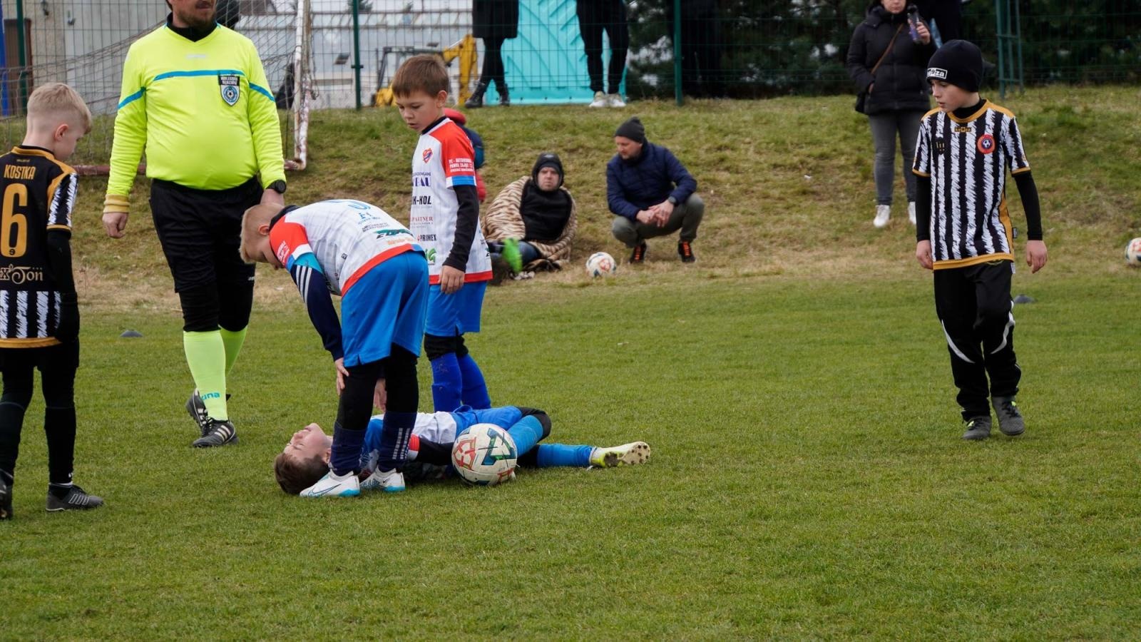 Zdjęcie w galerii na portalu naszraciborz.pl: Raszczyce Cup 2025. Piłkarska rywalizacja ponad pięciuset zawodników [FOTO] wiadomości z regionu