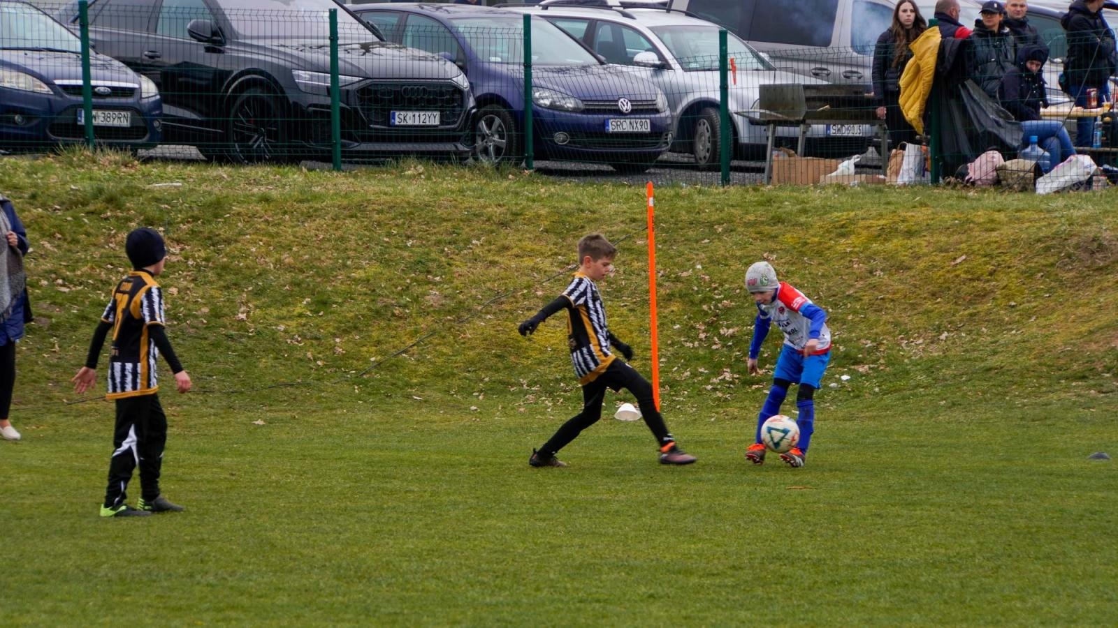 Zdjęcie w galerii na portalu naszraciborz.pl: Raszczyce Cup 2025. Piłkarska rywalizacja ponad pięciuset zawodników [FOTO] wiadomości z regionu