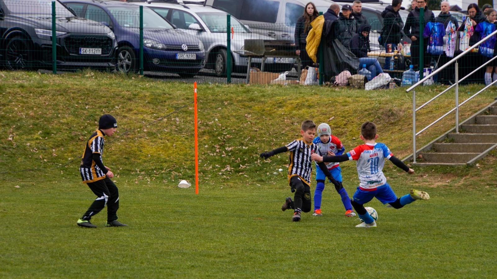 Zdjęcie w galerii na portalu naszraciborz.pl: Raszczyce Cup 2025. Piłkarska rywalizacja ponad pięciuset zawodników [FOTO] wiadomości z regionu