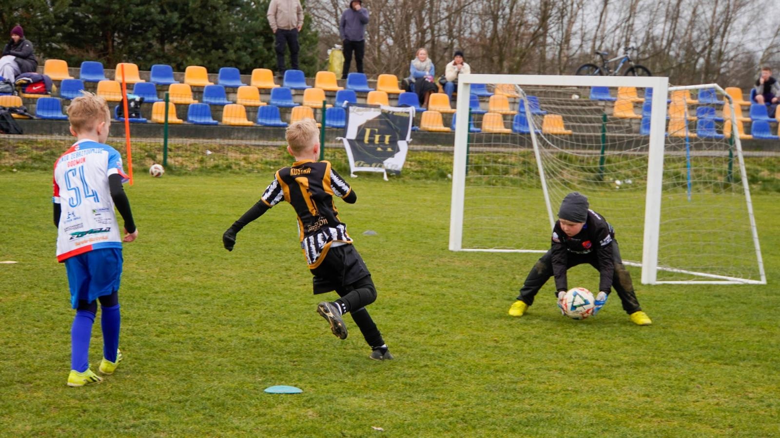 Zdjęcie w galerii na portalu naszraciborz.pl: Raszczyce Cup 2025. Piłkarska rywalizacja ponad pięciuset zawodników [FOTO] wiadomości z regionu