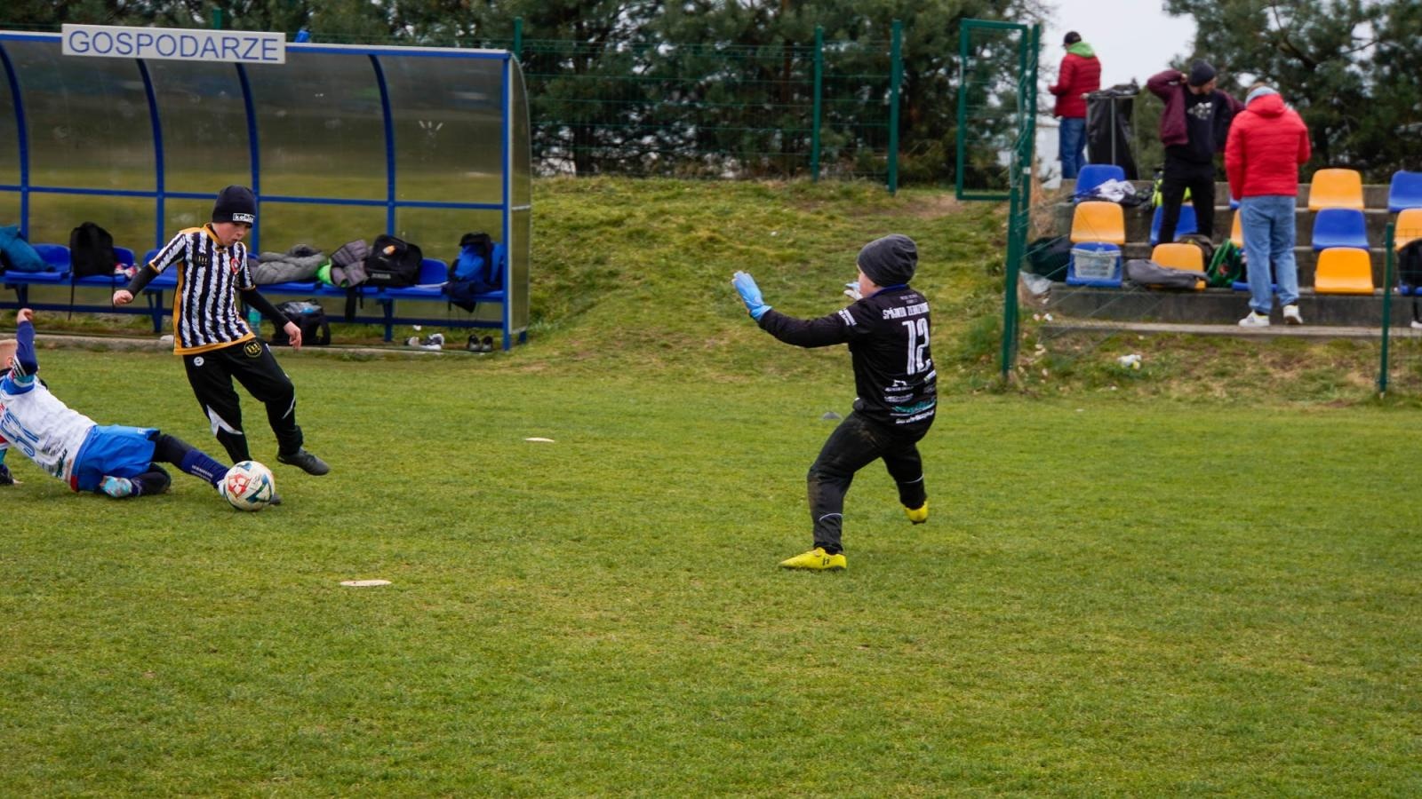 Zdjęcie w galerii na portalu naszraciborz.pl: Raszczyce Cup 2025. Piłkarska rywalizacja ponad pięciuset zawodników [FOTO] wiadomości z regionu