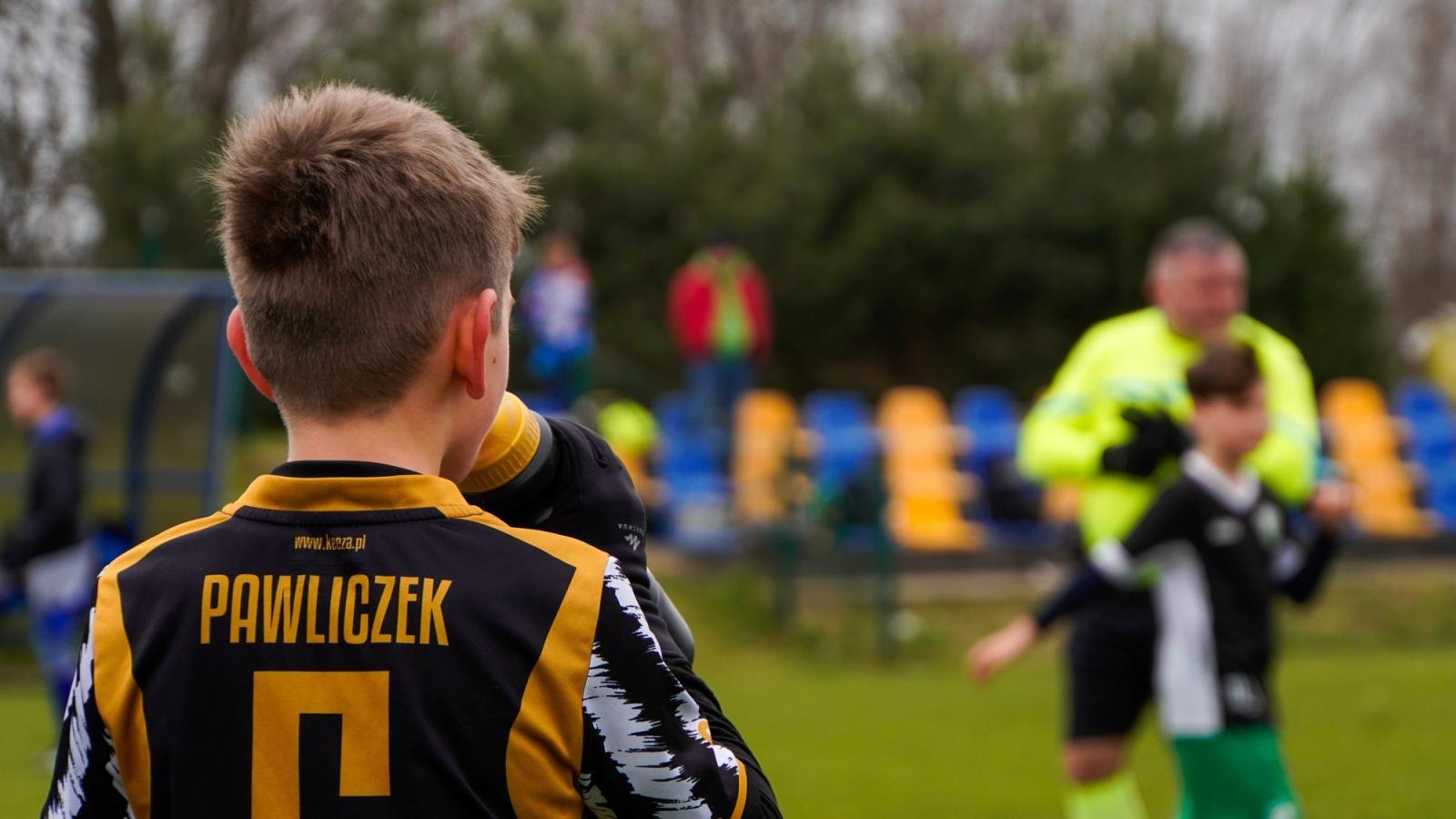 Zdjęcie w galerii na portalu naszraciborz.pl: Raszczyce Cup 2025. Piłkarska rywalizacja ponad pięciuset zawodników [FOTO] wiadomości z regionu