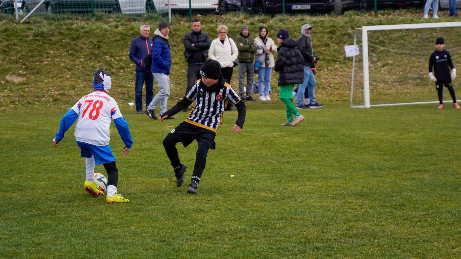 Zdjęcie w galerii na portalu naszraciborz.pl: Raszczyce Cup 2025. Piłkarska rywalizacja ponad pięciuset zawodników [FOTO] wiadomości z regionu