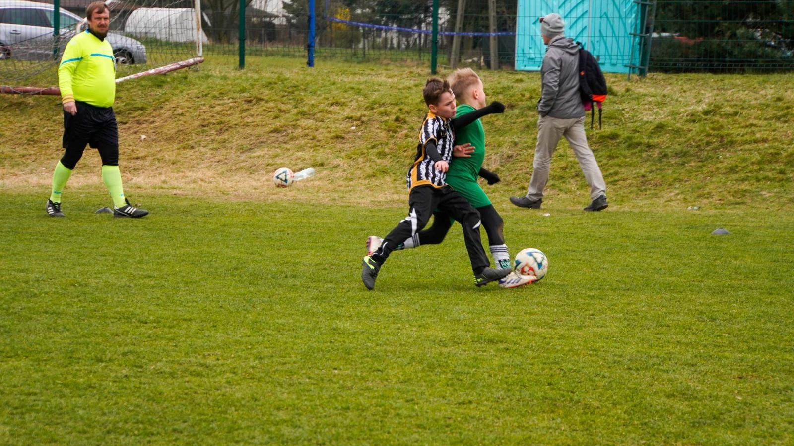 Zdjęcie w galerii na portalu naszraciborz.pl: Raszczyce Cup 2025. Piłkarska rywalizacja ponad pięciuset zawodników [FOTO] wiadomości z regionu