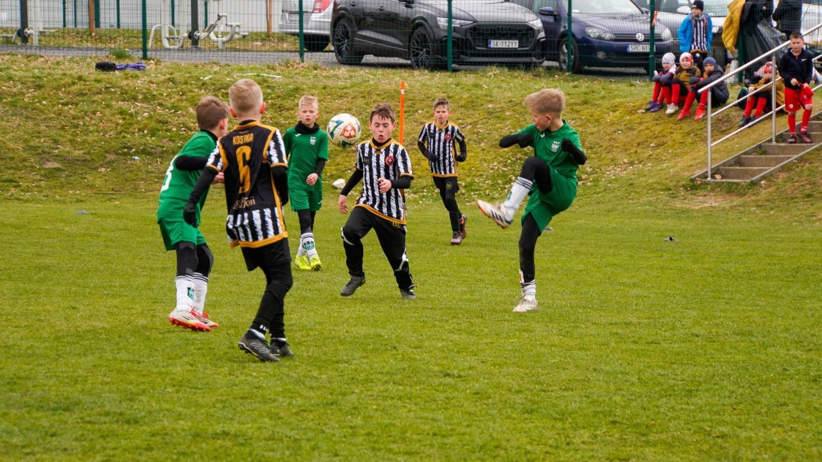 Zdjęcie w galerii na portalu naszraciborz.pl: Raszczyce Cup 2025. Piłkarska rywalizacja ponad pięciuset zawodników [FOTO] wiadomości z regionu