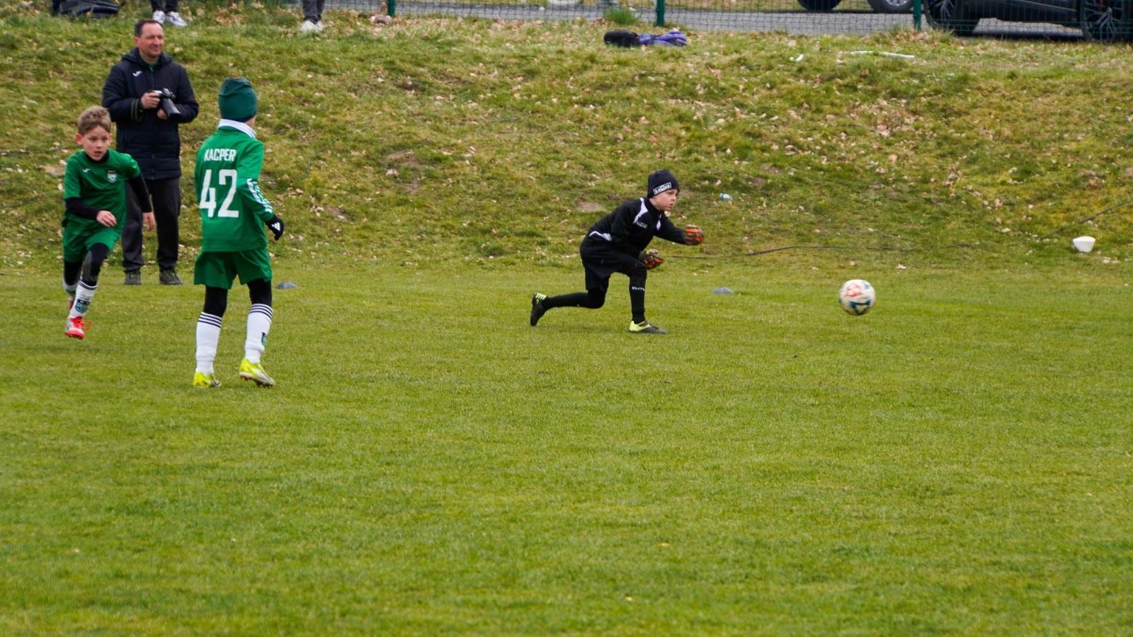 Zdjęcie w galerii na portalu naszraciborz.pl: Raszczyce Cup 2025. Piłkarska rywalizacja ponad pięciuset zawodników [FOTO] wiadomości z regionu