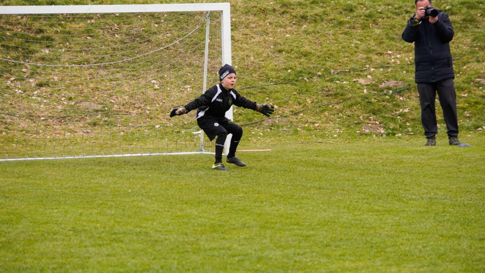 Zdjęcie w galerii na portalu naszraciborz.pl: Raszczyce Cup 2025. Piłkarska rywalizacja ponad pięciuset zawodników [FOTO] wiadomości z regionu