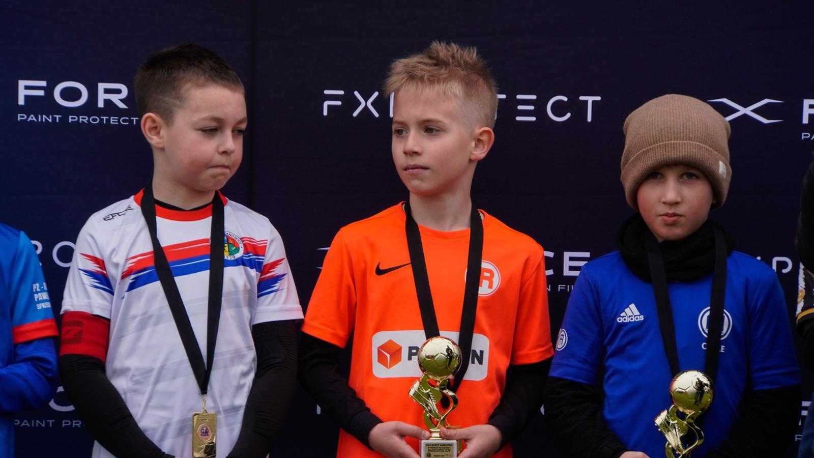 Zdjęcie w galerii na portalu naszraciborz.pl: Raszczyce Cup 2025. Piłkarska rywalizacja ponad pięciuset zawodników [FOTO] wiadomości z regionu