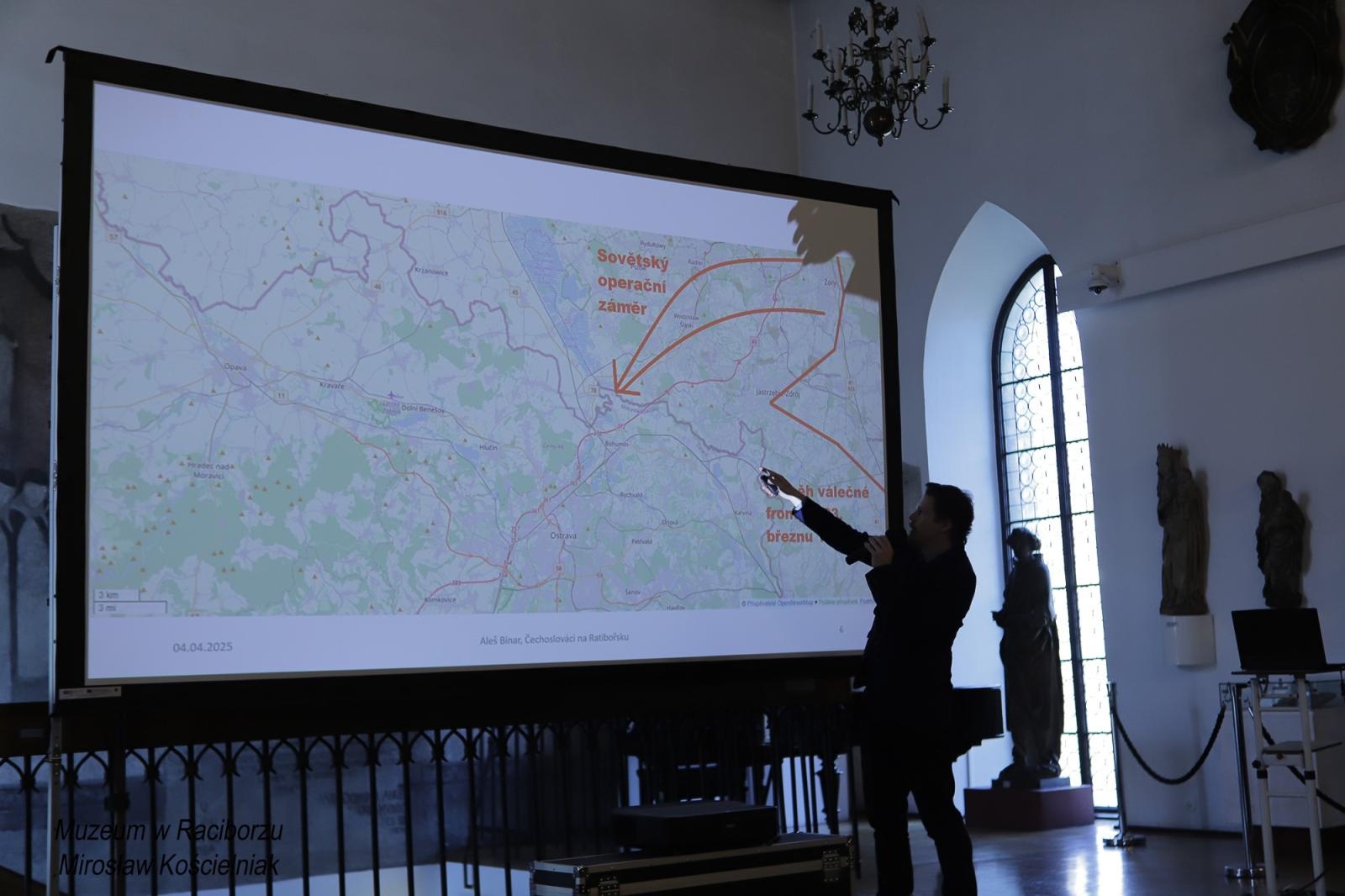 Zdjęcie w galerii na portalu naszraciborz.pl: Racibórz 1945. Konferencja i wystawa upamiętniły dramatyczne wydarzenia sprzed 80 lat [FOTO i WIDEO] wiadomości z regionu