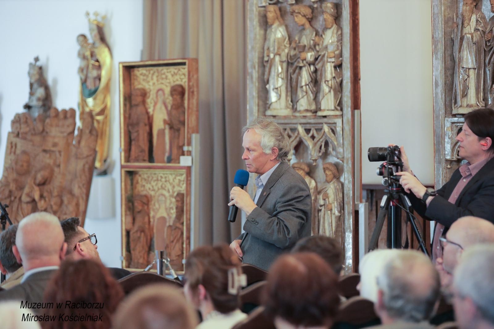Zdjęcie w galerii na portalu naszraciborz.pl: Racibórz 1945. Konferencja i wystawa upamiętniły dramatyczne wydarzenia sprzed 80 lat [FOTO i WIDEO] wiadomości z regionu