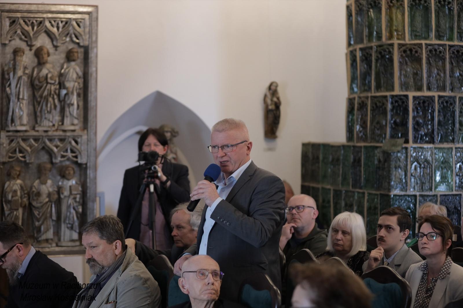 Zdjęcie w galerii na portalu naszraciborz.pl: Racibórz 1945. Konferencja i wystawa upamiętniły dramatyczne wydarzenia sprzed 80 lat [FOTO i WIDEO] wiadomości z regionu