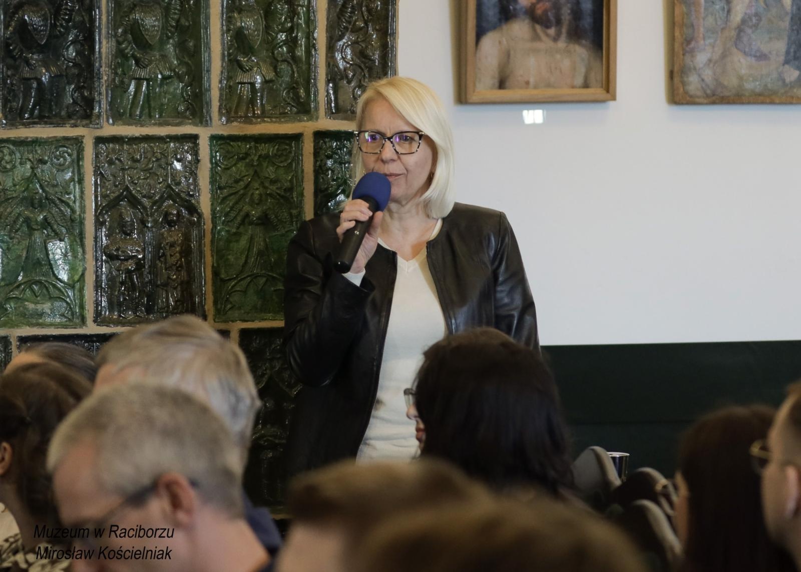 Zdjęcie w galerii na portalu naszraciborz.pl: Racibórz 1945. Konferencja i wystawa upamiętniły dramatyczne wydarzenia sprzed 80 lat [FOTO i WIDEO] wiadomości z regionu