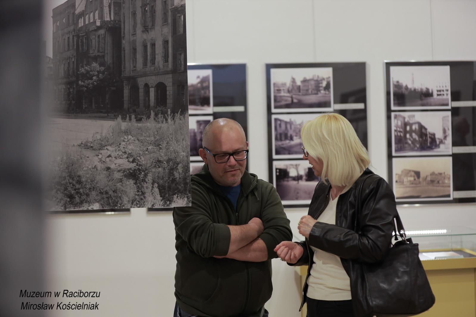 Zdjęcie w galerii na portalu naszraciborz.pl: Racibórz 1945. Konferencja i wystawa upamiętniły dramatyczne wydarzenia sprzed 80 lat [FOTO i WIDEO] wiadomości z regionu