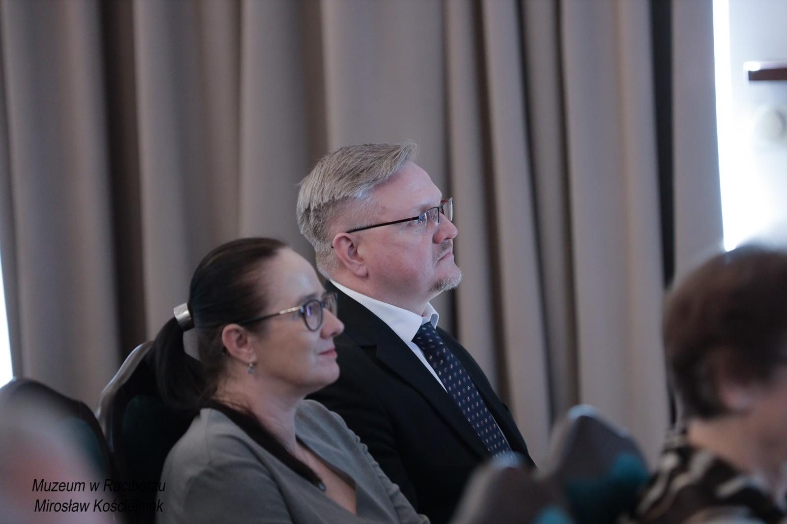 Zdjęcie w galerii na portalu naszraciborz.pl: Racibórz 1945. Konferencja i wystawa upamiętniły dramatyczne wydarzenia sprzed 80 lat [FOTO i WIDEO] wiadomości z regionu