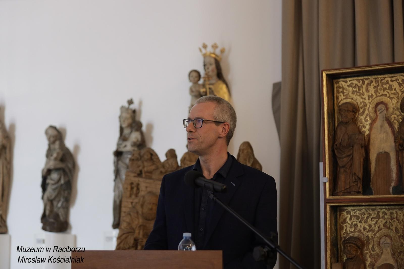 Zdjęcie w galerii na portalu naszraciborz.pl: Racibórz 1945. Konferencja i wystawa upamiętniły dramatyczne wydarzenia sprzed 80 lat [FOTO i WIDEO] wiadomości z regionu