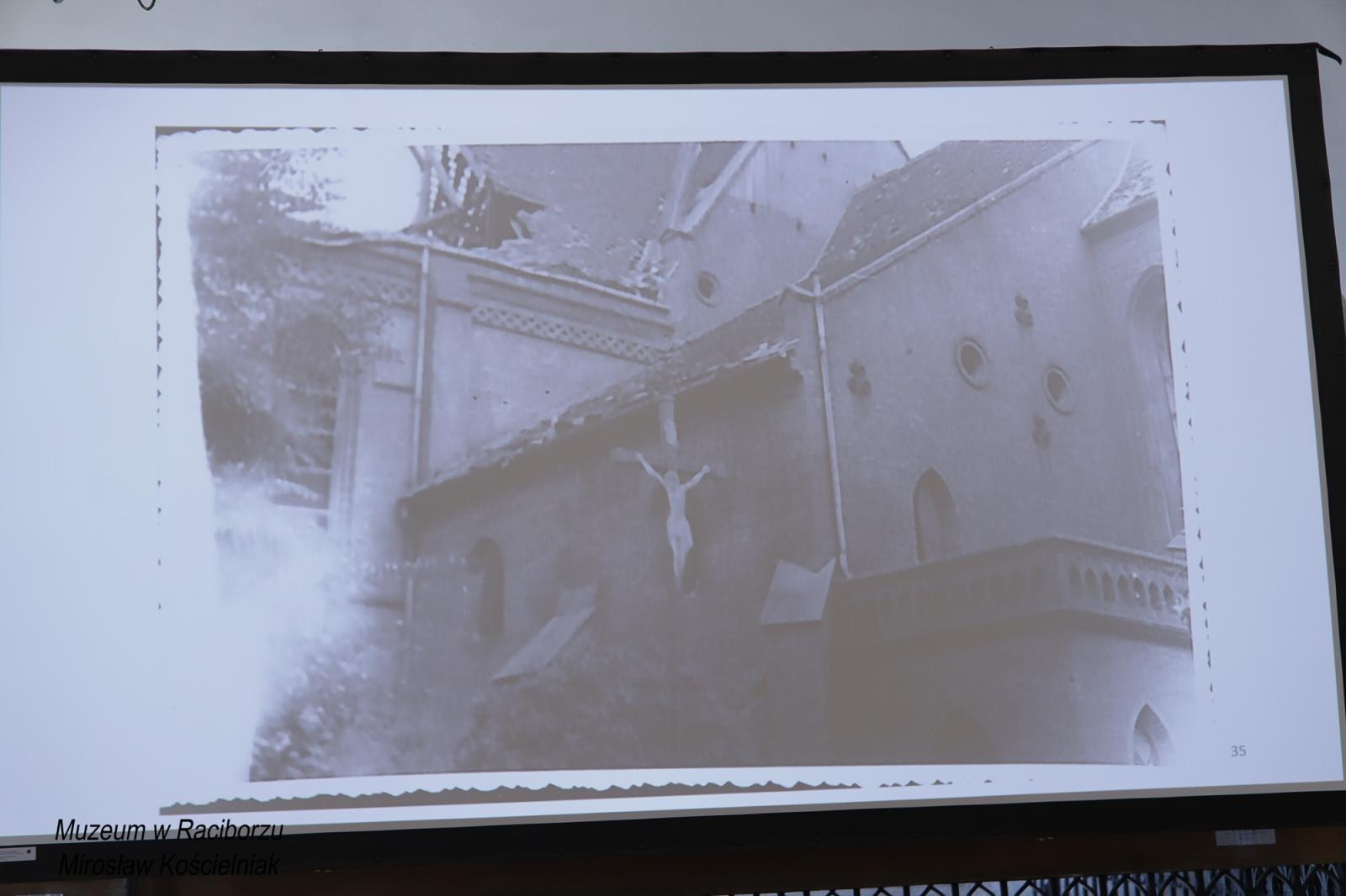 Zdjęcie w galerii na portalu naszraciborz.pl: Racibórz 1945. Konferencja i wystawa upamiętniły dramatyczne wydarzenia sprzed 80 lat [FOTO i WIDEO] wiadomości z regionu