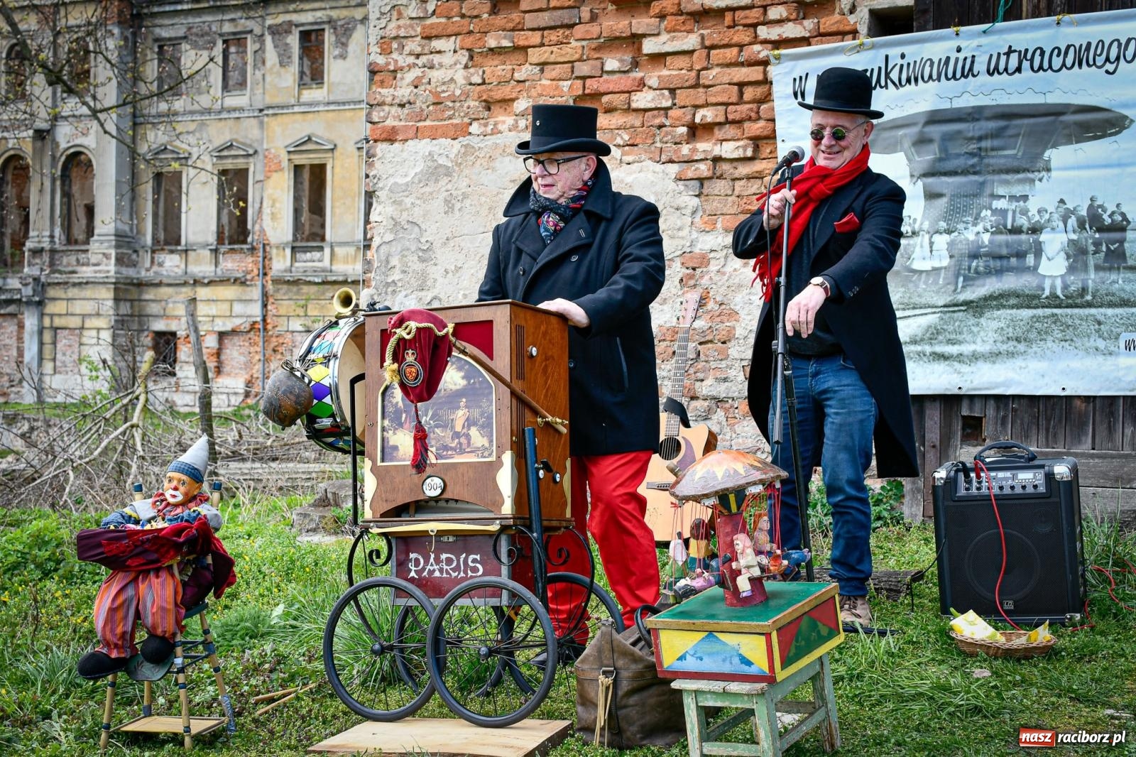 Zdjęcie w galerii na portalu naszraciborz.pl: Jarmark rozmaitości w Sławikowie przyciąga tłumy [FOTO i WIDEO] wiadomości z regionu