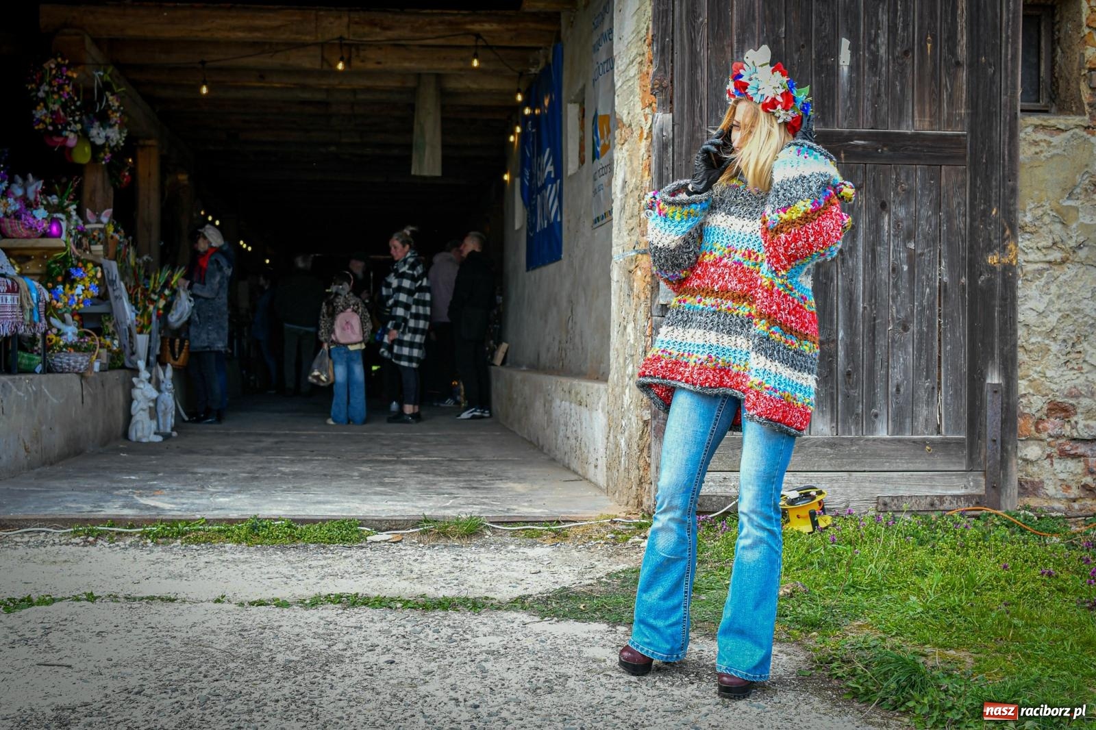 Zdjęcie w galerii na portalu naszraciborz.pl: Jarmark rozmaitości w Sławikowie przyciąga tłumy [FOTO i WIDEO] wiadomości z regionu