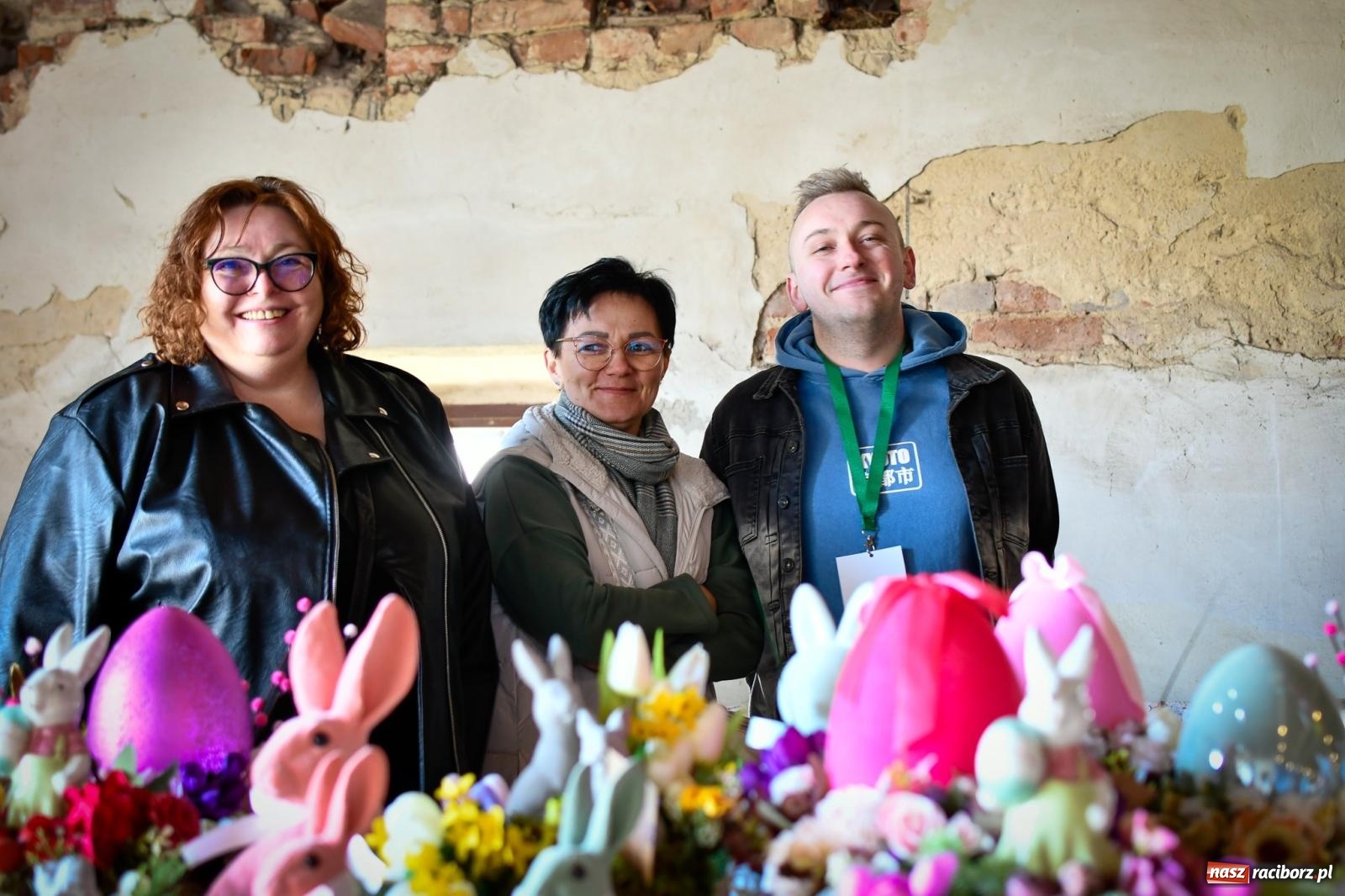 Zdjęcie w galerii na portalu naszraciborz.pl: Jarmark rozmaitości w Sławikowie przyciąga tłumy [FOTO i WIDEO] wiadomości z regionu