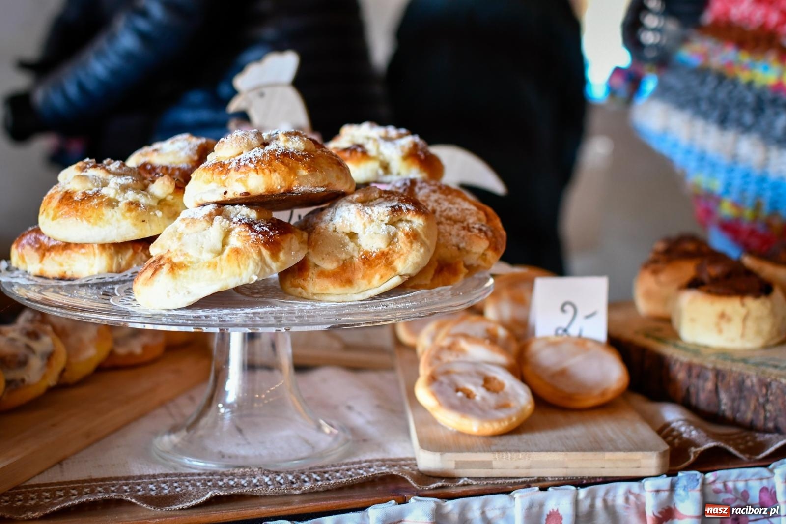 Zdjęcie w galerii na portalu naszraciborz.pl: Jarmark rozmaitości w Sławikowie przyciąga tłumy [FOTO i WIDEO] wiadomości z regionu