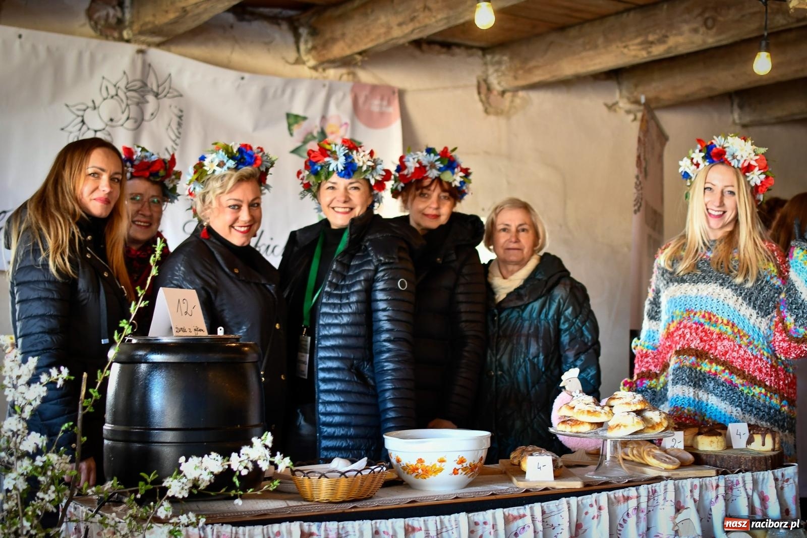Zdjęcie w galerii na portalu naszraciborz.pl: Jarmark rozmaitości w Sławikowie przyciąga tłumy [FOTO i WIDEO] wiadomości z regionu