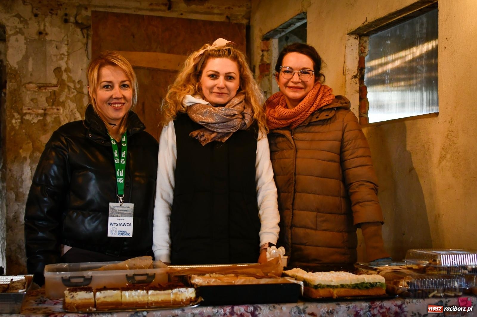 Zdjęcie w galerii na portalu naszraciborz.pl: Jarmark rozmaitości w Sławikowie przyciąga tłumy [FOTO i WIDEO] wiadomości z regionu