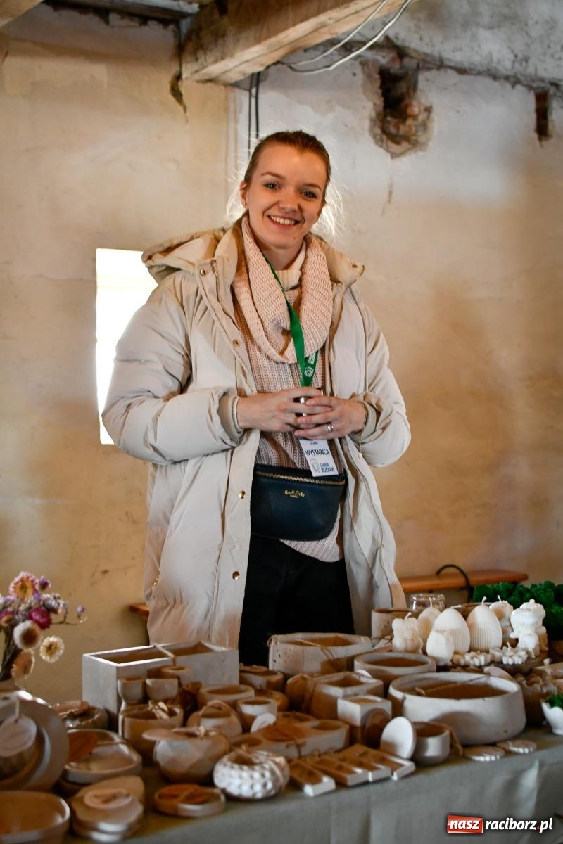 Zdjęcie w galerii na portalu naszraciborz.pl: Jarmark rozmaitości w Sławikowie przyciąga tłumy [FOTO i WIDEO] wiadomości z regionu