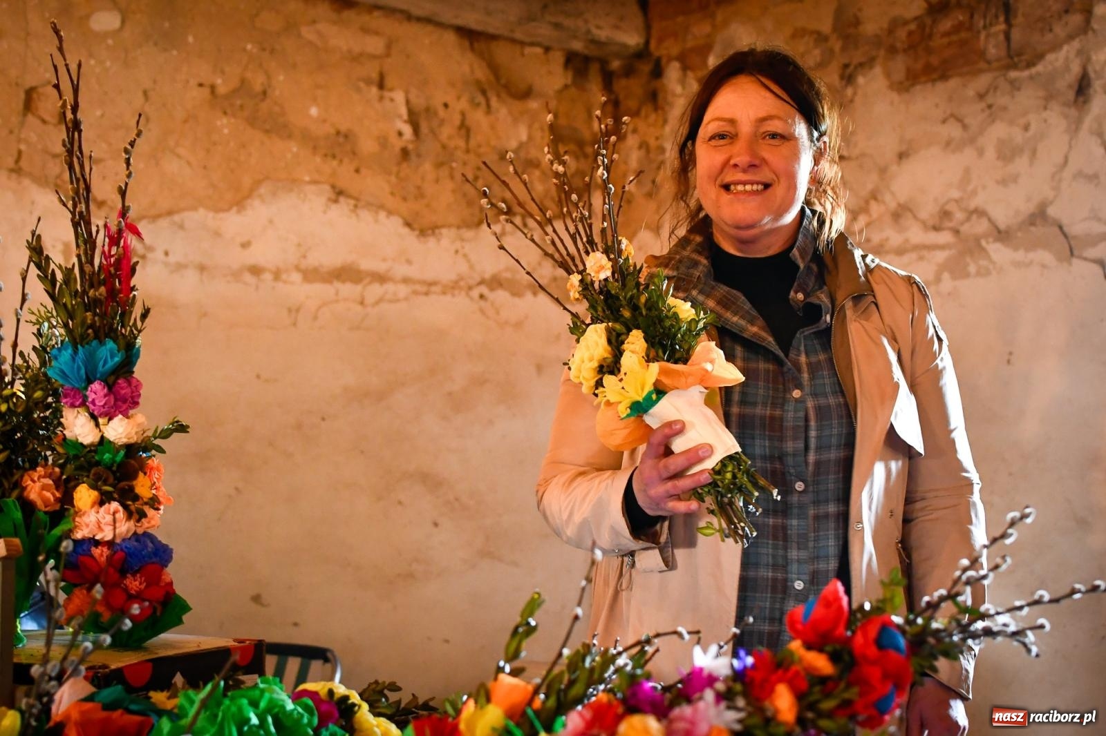 Zdjęcie w galerii na portalu naszraciborz.pl: Jarmark rozmaitości w Sławikowie przyciąga tłumy [FOTO i WIDEO] wiadomości z regionu