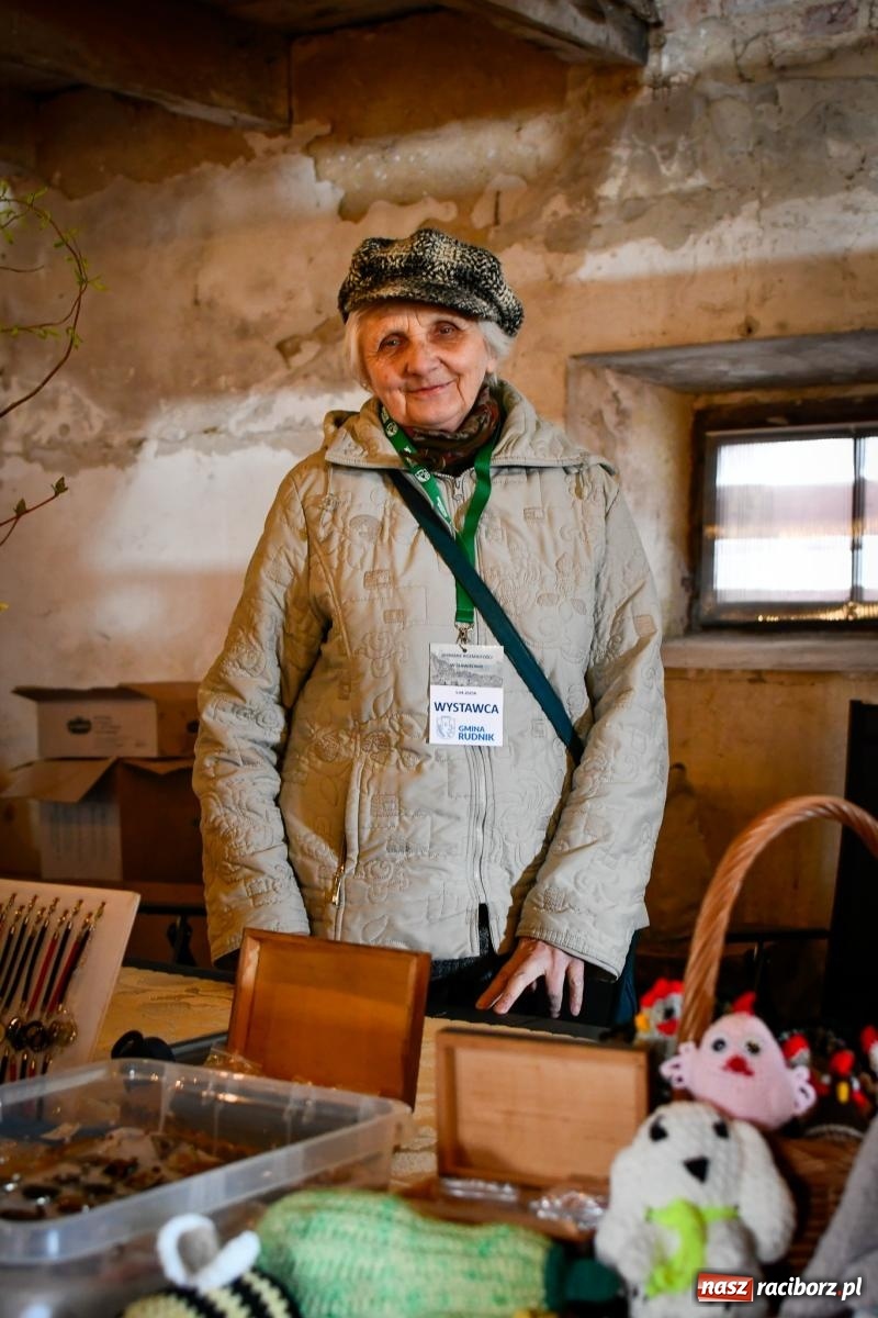 Zdjęcie w galerii na portalu naszraciborz.pl: Jarmark rozmaitości w Sławikowie przyciąga tłumy [FOTO i WIDEO] wiadomości z regionu