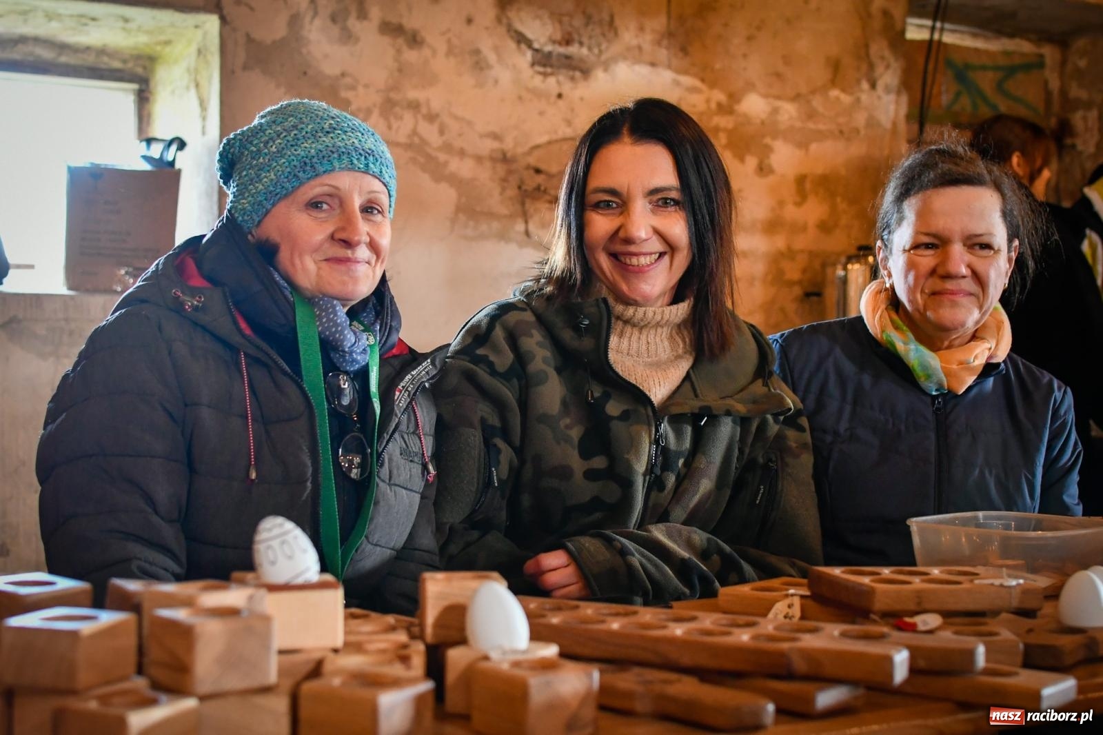 Zdjęcie w galerii na portalu naszraciborz.pl: Jarmark rozmaitości w Sławikowie przyciąga tłumy [FOTO i WIDEO] wiadomości z regionu