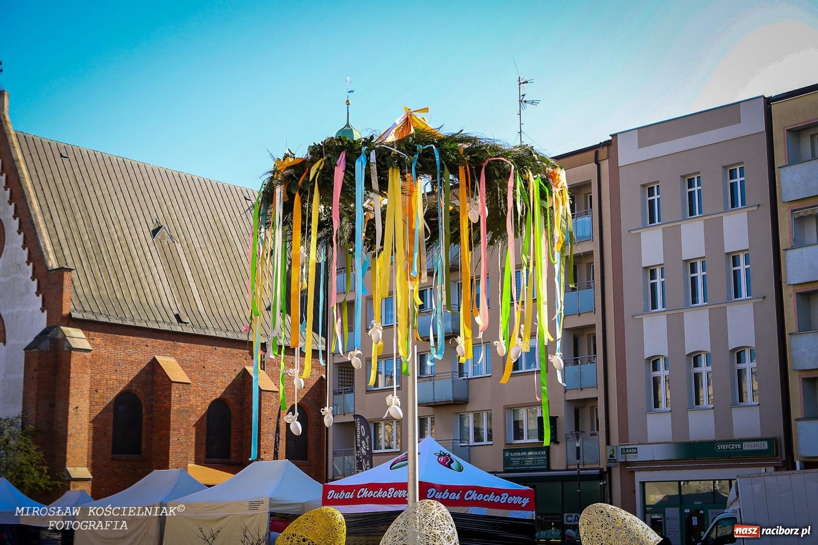 Zdjęcie w galerii na portalu naszraciborz.pl: Migawki z jarmarku wielkanocnego w Raciborzu [FOTO i WIDEO] wiadomości z regionu