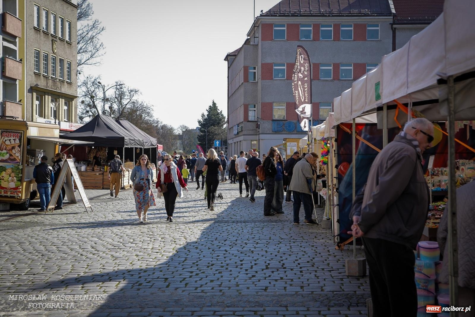 Zdjęcie w galerii na portalu naszraciborz.pl: Migawki z jarmarku wielkanocnego w Raciborzu [FOTO i WIDEO] wiadomości z regionu