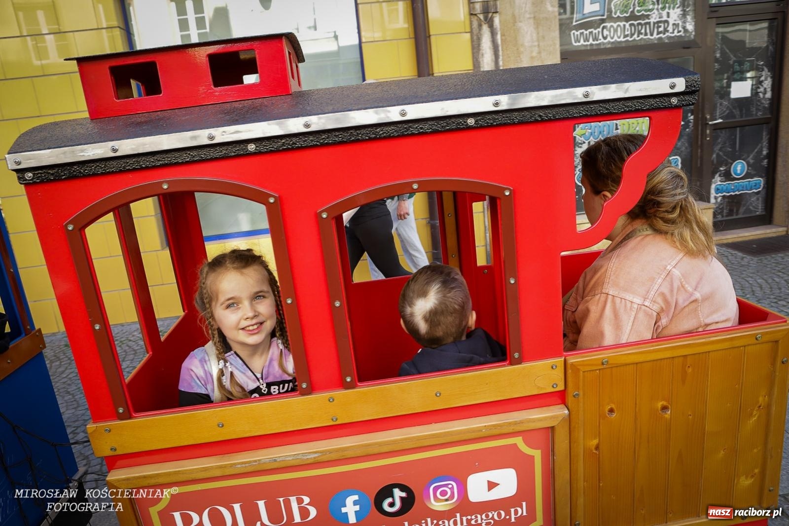 Zdjęcie w galerii na portalu naszraciborz.pl: Migawki z jarmarku wielkanocnego w Raciborzu [FOTO i WIDEO] wiadomości z regionu