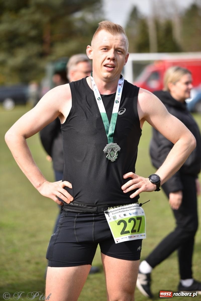 Zdjęcie w galerii na portalu naszraciborz.pl: Leśny Półmaraton Rafamet 2025 [FOTO, WIDEO, WYNIKI] wiadomości z regionu